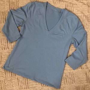 One Girl Who... lavender 3/4 sleeve v-neck top Sml